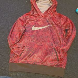 NIKE DRI FIT SWEATSHIRT